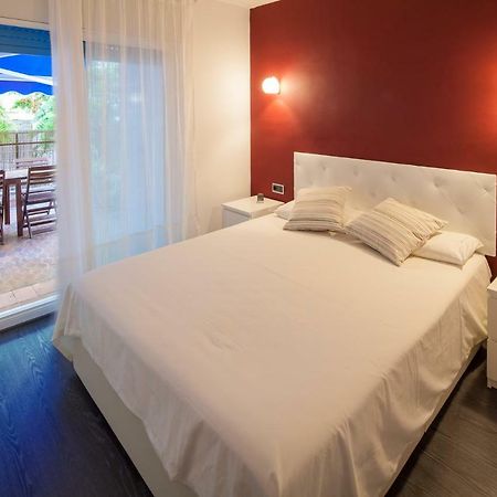 Sitgesblues, 250 M Beach , Big Terrace Екстериор снимка