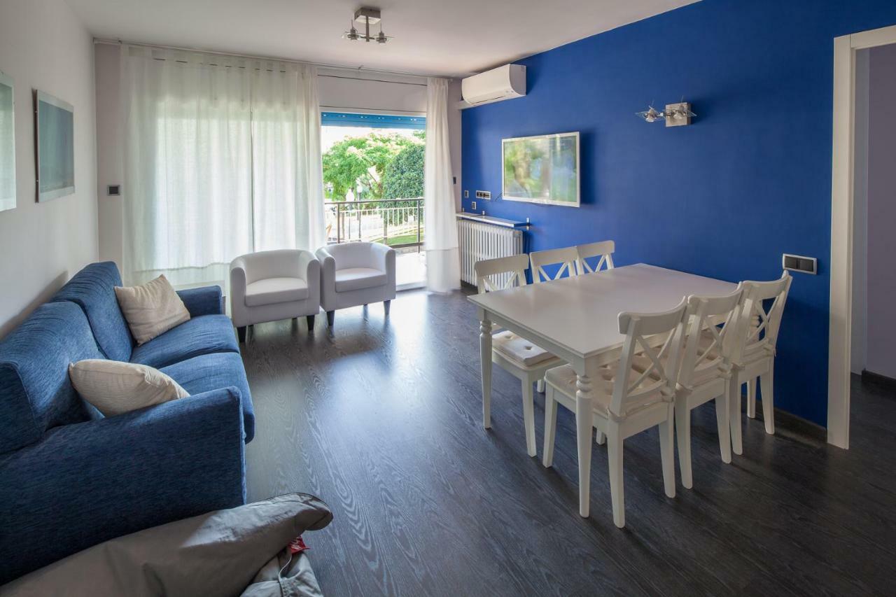 Sitgesblues, 250 M Beach , Big Terrace Екстериор снимка